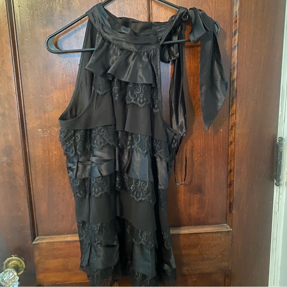 White House Black Market top